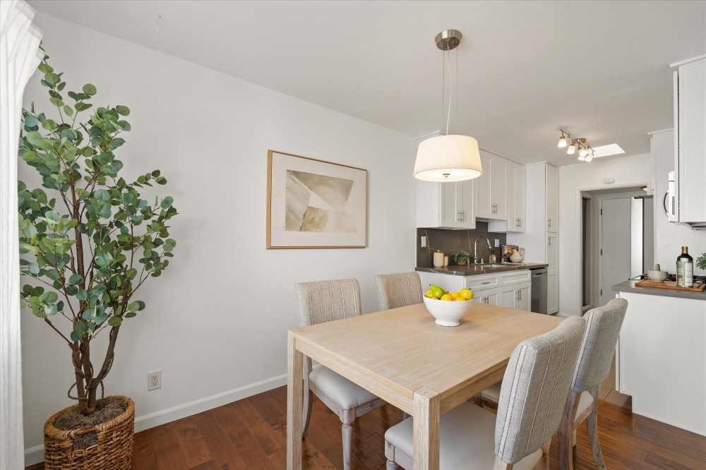1410 S Bentley Dr #304 Los Angeles CA 90025