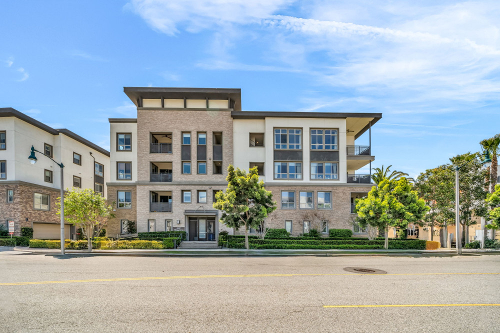 5837 Village Dr #5 Los Angeles CA 90094