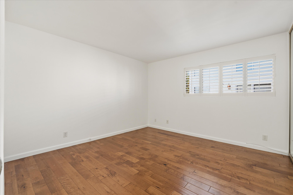 1410 S Bentley Dr #304 Los Angeles CA 90025