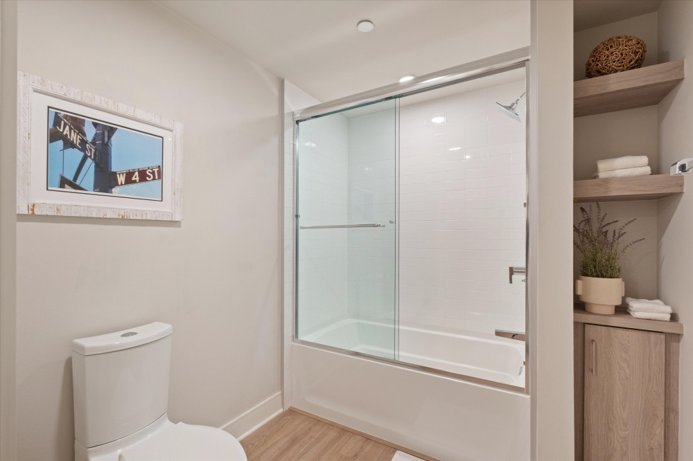 6030 Seabluff Dr #413 Playa Vista CA 90094