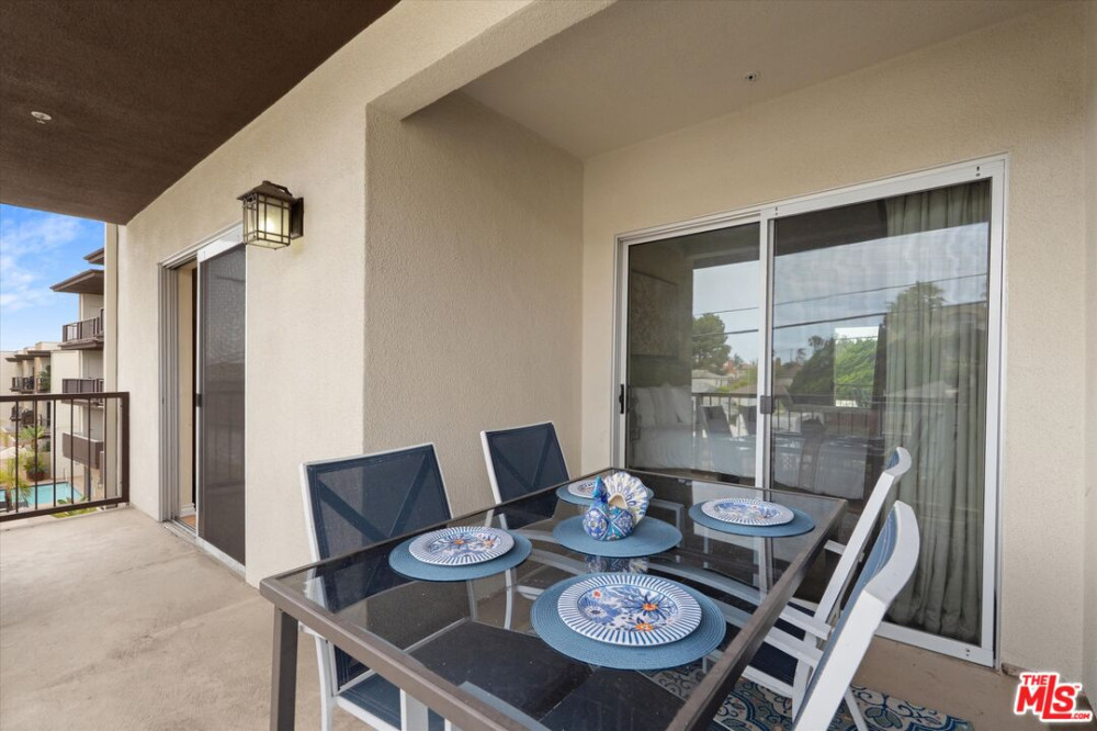 7100 Alvern St #317 Los Angeles CA 90045