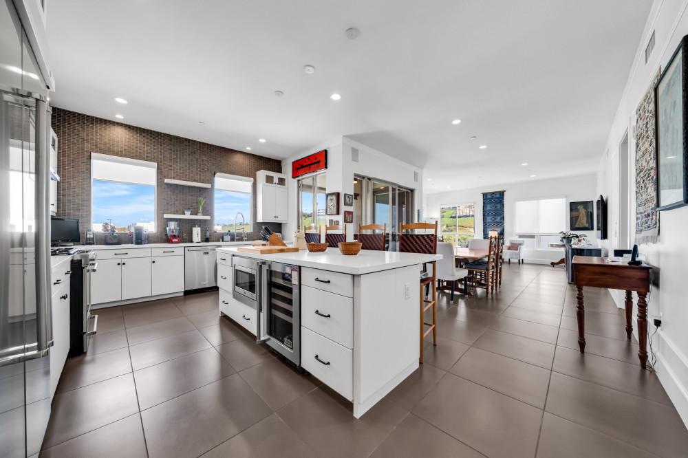 5837 Village Dr #5 Los Angeles CA 90094