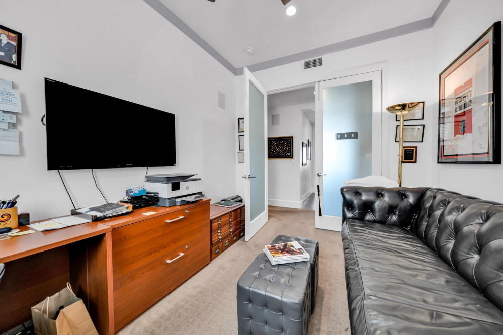 5837 Village Dr #5 Los Angeles CA 90094