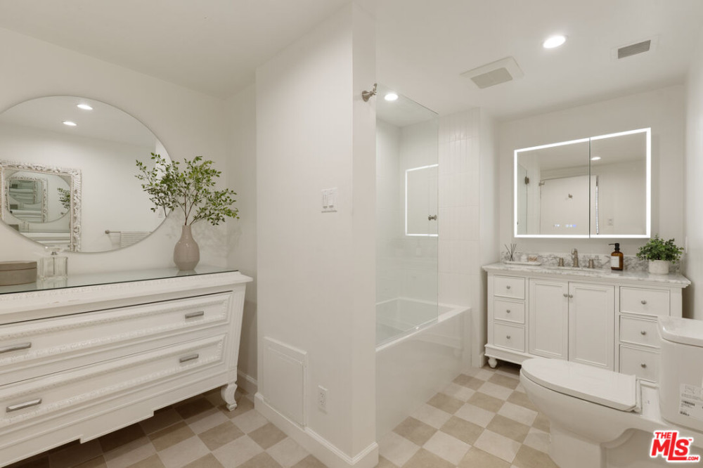 10433 Wilshire Blvd #301 Los Angeles CA 90024