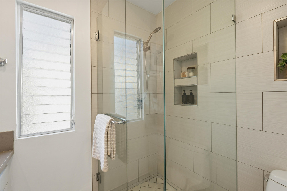 1410 S Bentley Dr #304 Los Angeles CA 90025