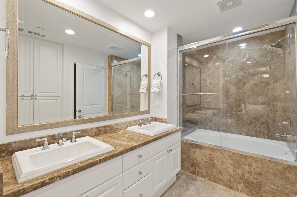 5625 Crescent Park #125 Playa Vista CA 90094