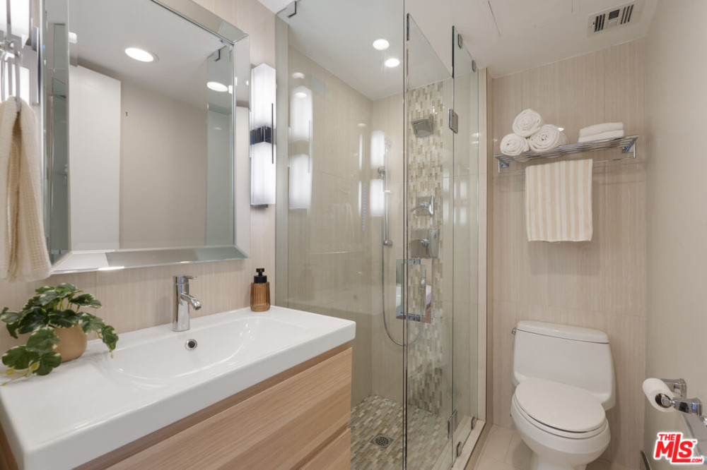 10433 Wilshire Blvd #301 Los Angeles CA 90024