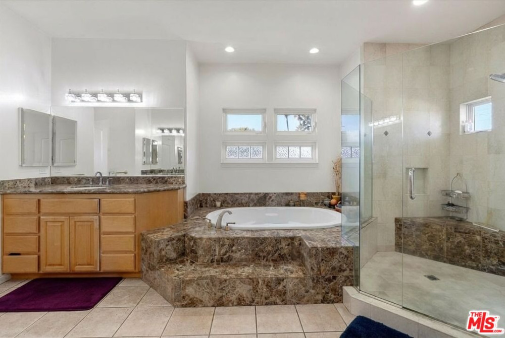 8261 Rees St Playa Del Rey CA