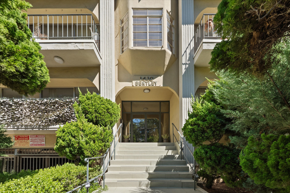 1410 S Bentley Dr #304 Los Angeles CA 90025